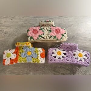 #681 Bundle of 3 Crochet Granny Square Floral Hair Clips Set